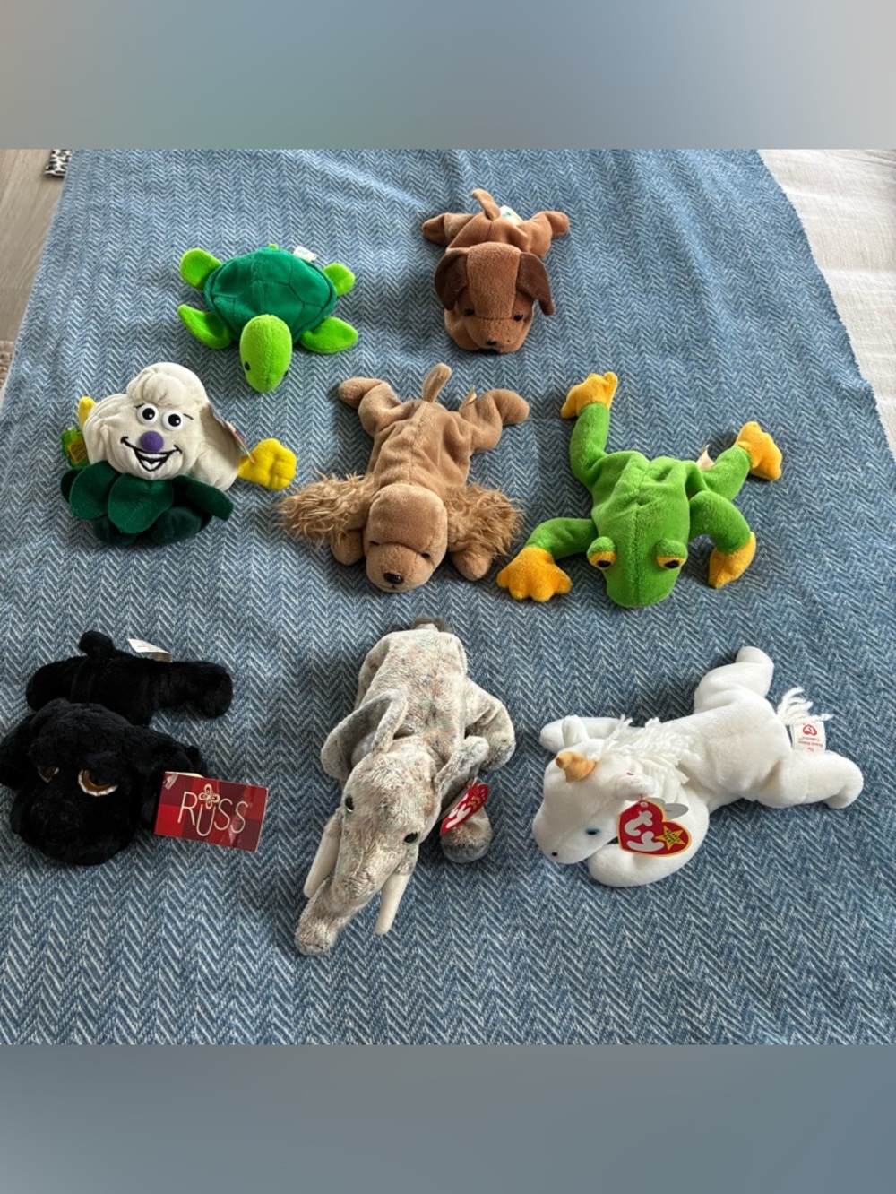 🧸 TY Beanie Babies, Russ & More. Some NWT. Bundle of plush stuffed animals